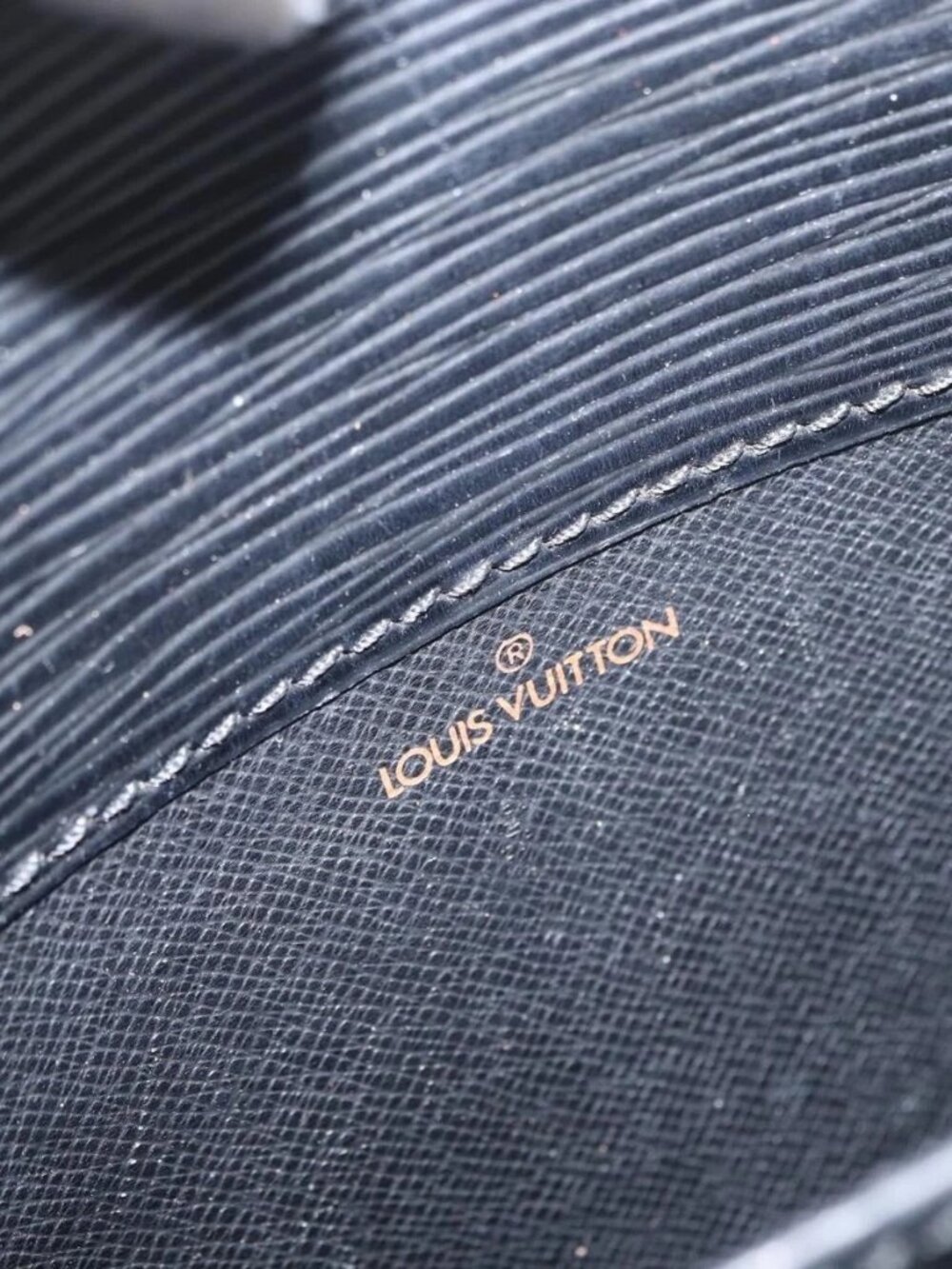 LOUIS VUITTON Epi Cartouchiere MM Shoulder Bag Black Noir M52242 LV Auth bs33662 - Picture 12 of 16